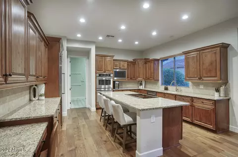3955 E Navigator Ln, Phoenix, AZ 85050 photo 18