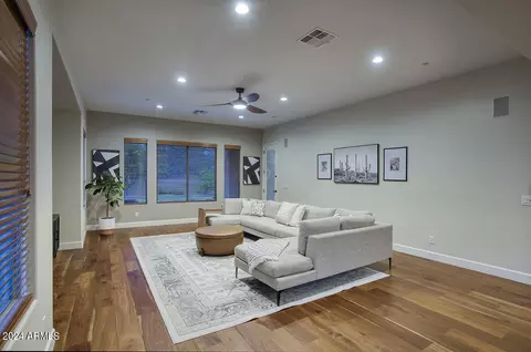 3955 E Navigator Ln, Phoenix, AZ 85050 photo 15