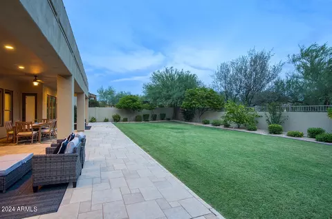 3955 E Navigator Ln, Phoenix, AZ 85050 photo 14