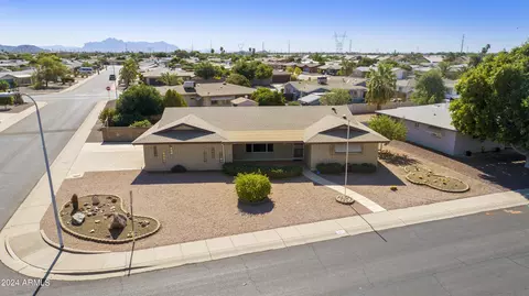 653 N 63rd Pl, Mesa, AZ 85205