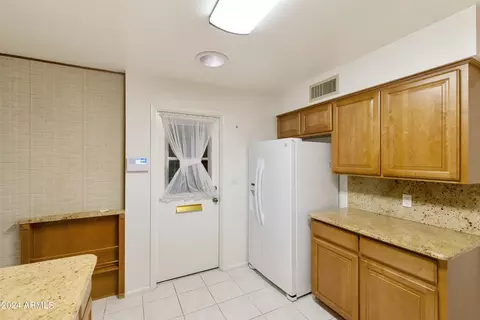 653 N 63rd Pl, Mesa, AZ 85205 photo 17