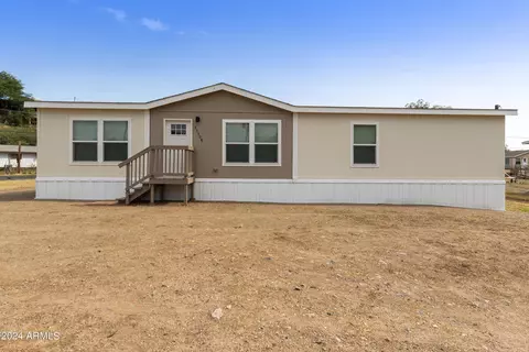 33508 S Gem Pl, Black Canyon City, AZ 85324