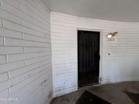 1313 E Seldon Ln, Phoenix, AZ 85020 photo 3