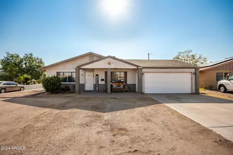 2324 N 54th Ln, Phoenix, AZ 85035
