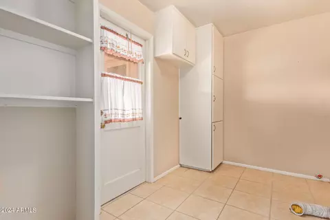 4709 E Osborn Rd, Phoenix, AZ 85018 photo 15