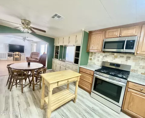 10220 E Apache Trl #201, Apache Junction, AZ 85120 photo 3