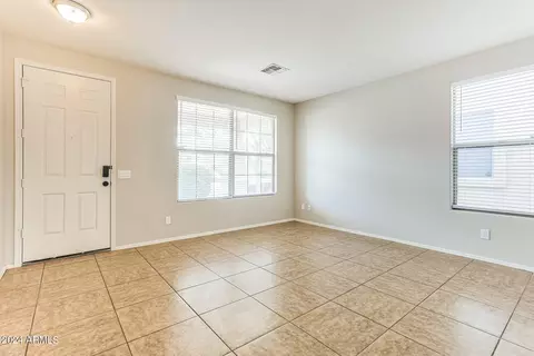 3333 W Apollo Rd, Phoenix, AZ 85041 photo 11