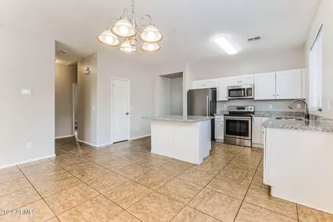 3333 W Apollo Rd, Phoenix, AZ 85041 photo 7