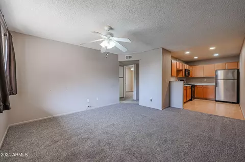 234 E Ruth Ave #5, Phoenix, AZ 85020 photo 4
