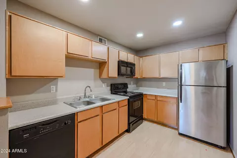 234 E Ruth Ave #5, Phoenix, AZ 85020 photo 6