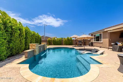 7719 W Odeum Ln, Phoenix, AZ 85043 photo 5