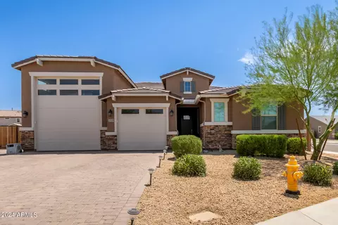7719 W Odeum Ln, Phoenix, AZ 85043