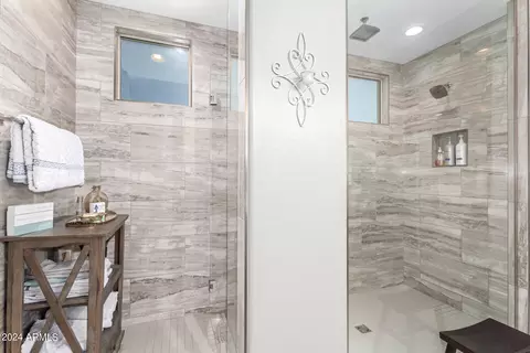 7719 W Odeum Ln, Phoenix, AZ 85043 photo 18