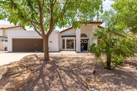 2709 E Lockwood St, Mesa, AZ 85213