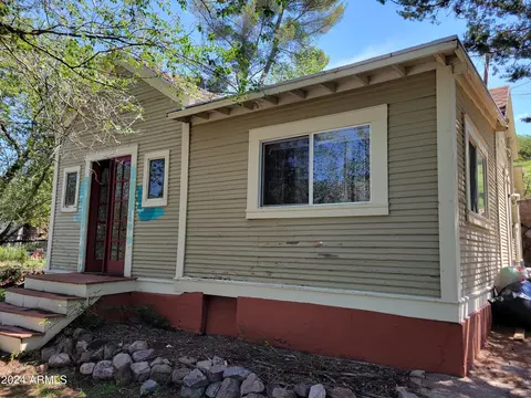 737 Tombstone Cyn # B, Bisbee, AZ 85603