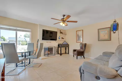 4037 E Kiowa St, Phoenix, AZ 85044 photo 6