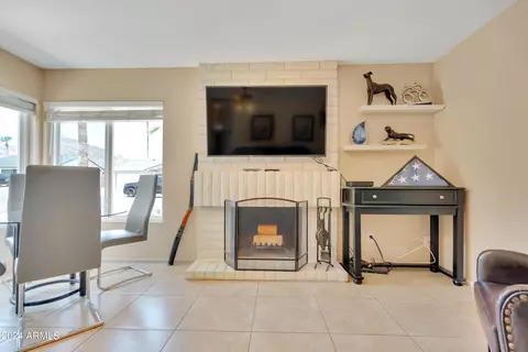 4037 E Kiowa St, Phoenix, AZ 85044 photo 7