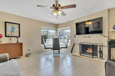4037 E Kiowa St, Phoenix, AZ 85044 photo 11