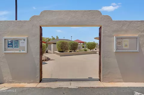 4037 E Kiowa St, Phoenix, AZ 85044 photo 37