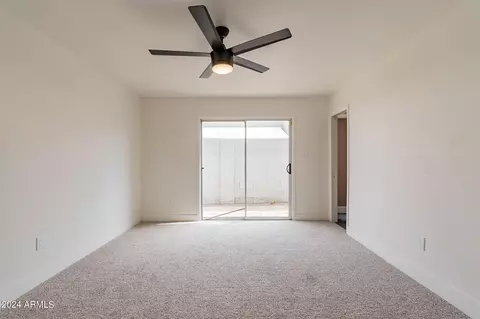 907 E Colter St, Phoenix, AZ 85014 photo 18