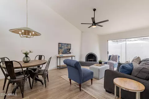 907 E Colter St, Phoenix, AZ 85014 photo 7