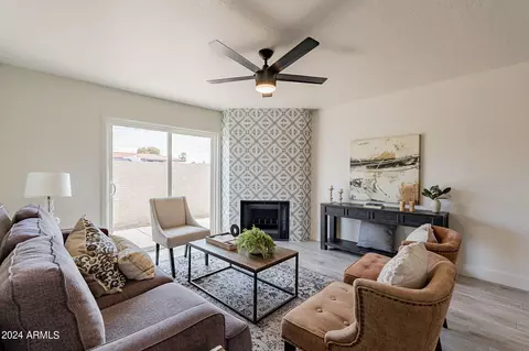 3119 N 38th St #3, Phoenix, AZ 85018