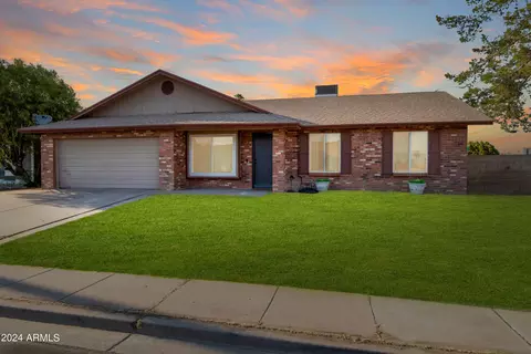 2366 E Calypso Ave, Mesa, AZ 85204