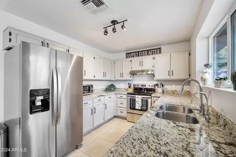 2366 E Calypso Ave, Mesa, AZ 85204 photo 5