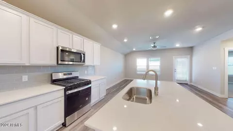 1789 W Stradling Ave, Apache Junction, AZ 85120 photo 4