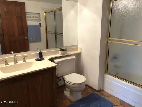 134 E Campo Bello Dr, Phoenix, AZ 85022 photo 9