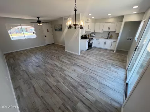 949 N 96th Pl, Mesa, AZ 85207 photo 5