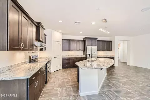 2855 E Quenton St, Mesa, AZ 85213 photo 7