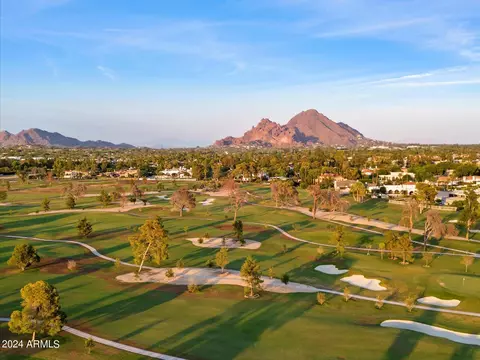 View/Area - 32 Biltmore Est, Phoenix, AZ 85016 photo 2 of 2