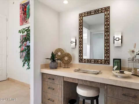 Bath - 32 Biltmore Est, Phoenix, AZ 85016 photo 8 of 8
