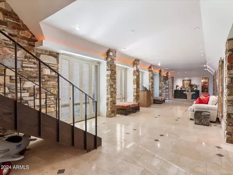 Entry Way - 32 Biltmore Est, Phoenix, AZ 85016 photo 3 of 3