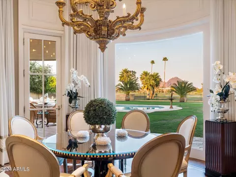 Dining - 40 Biltmore Est, Phoenix, AZ 85016 photo 2 of 4