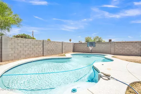 1325 W Lily Pl, Casa Grande, AZ 85122