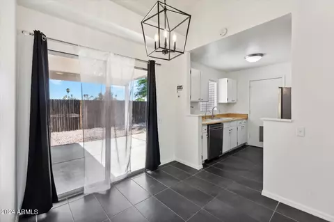 4240 E Carson Rd, Phoenix, AZ 85042 photo 3