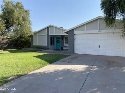 1402 W El Monte Pl, Chandler, AZ 85224