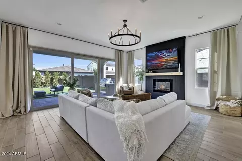 3263 E Bryce Ln, Phoenix, AZ 85050