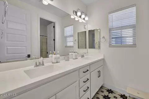 3263 E Bryce Ln, Phoenix, AZ 85050 photo 19