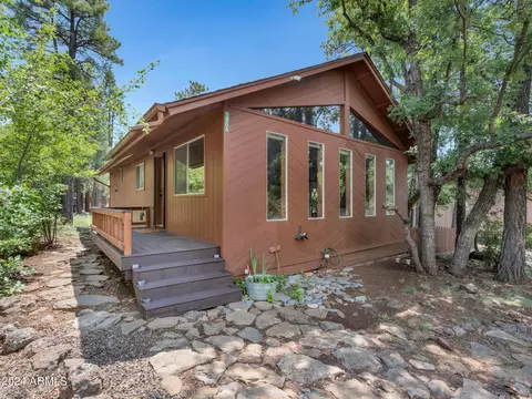 1305 E Quail Dr, Munds Park, AZ 86017