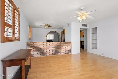 1230 Eva St, Phoenix, AZ 85020 photo 3
