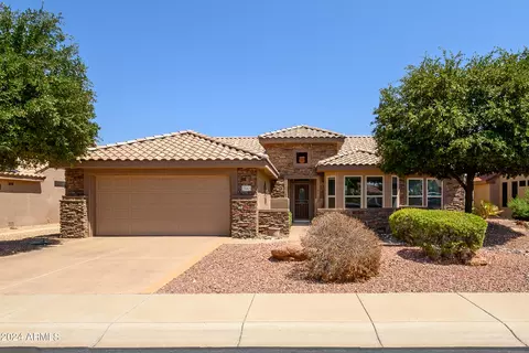 20465 N Royal Palms Ct, Surprise, AZ 85374