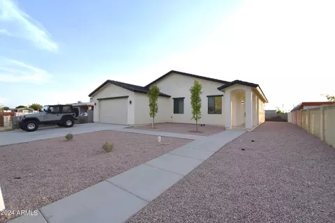 414 S 97th Place Pl, Mesa, AZ 85208 photo 2
