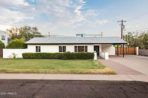 4415 Earll Dr, Phoenix, AZ 85018 photo 3