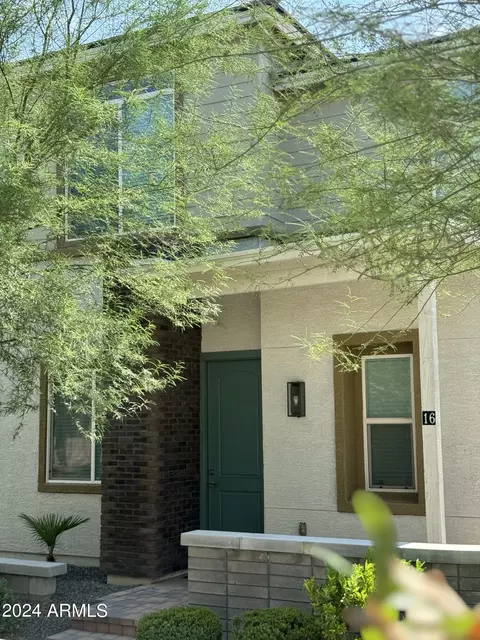 11900 N 32nd St #16, Phoenix, AZ 85028