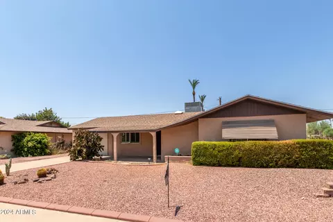 12080 N Pebble Beach Dr, Sun City, AZ 85351
