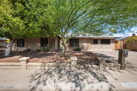 9621 N 47th Dr, Glendale, AZ 85302