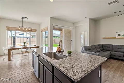 2715 S Labelle --, Mesa, AZ 85209 photo 9